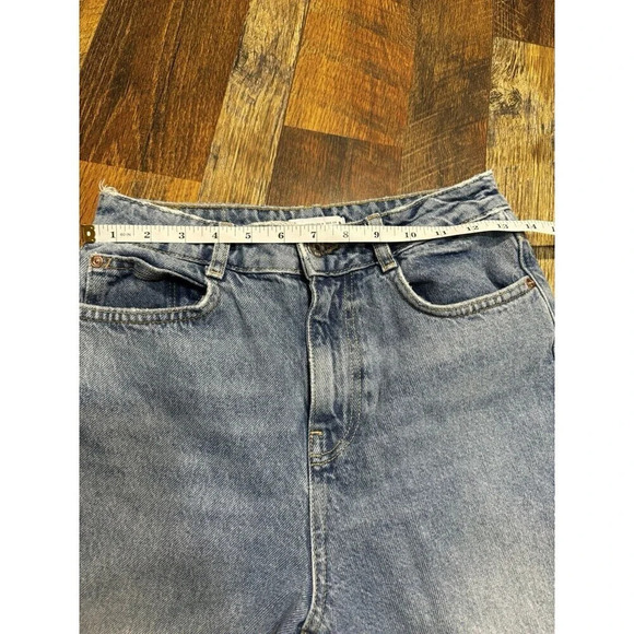 Zara High-Rise Ripped Knee Raw Hem Wide Leg Jean Lt Wash Size 4 - Picture 7 of 9